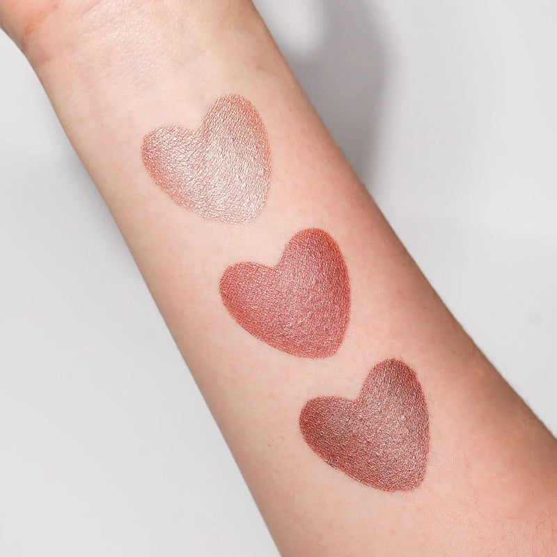 Kara Beauty Dye for You Illuminating Powder Feverlust
