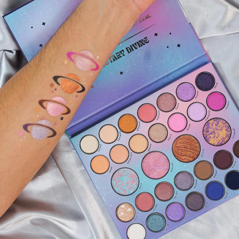 Kara Beauty Planetary Divine 32 Shades Palette