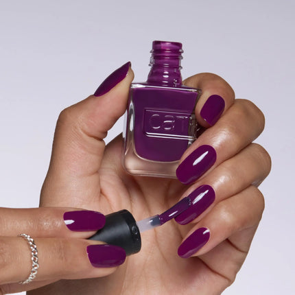 Catrice Gel Affair Nail Lacquer 023 Plum-believable