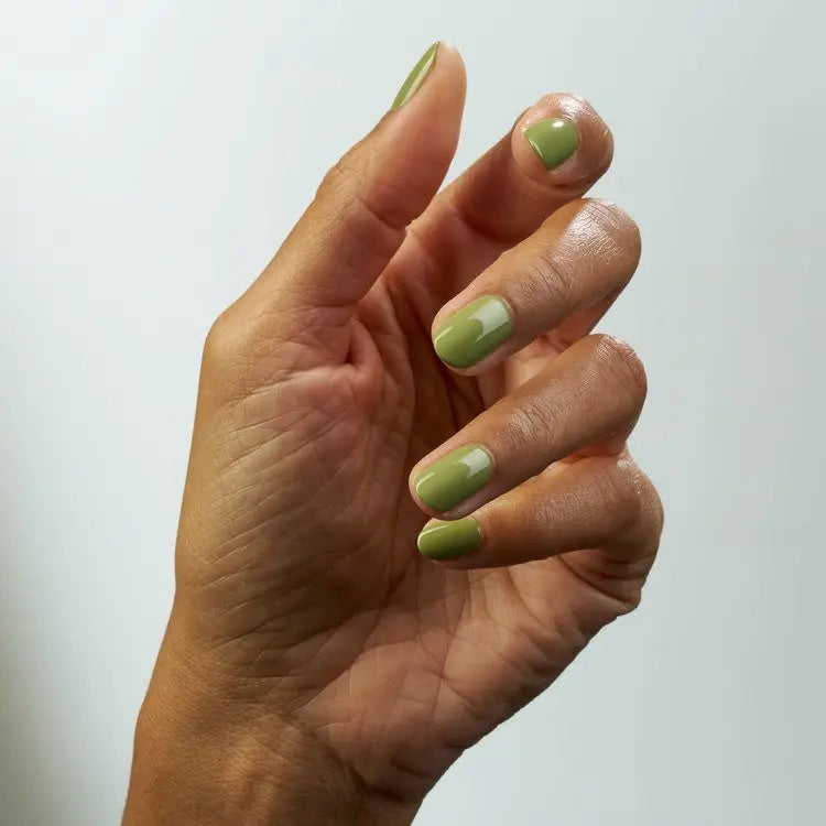 CND Plantbound #477