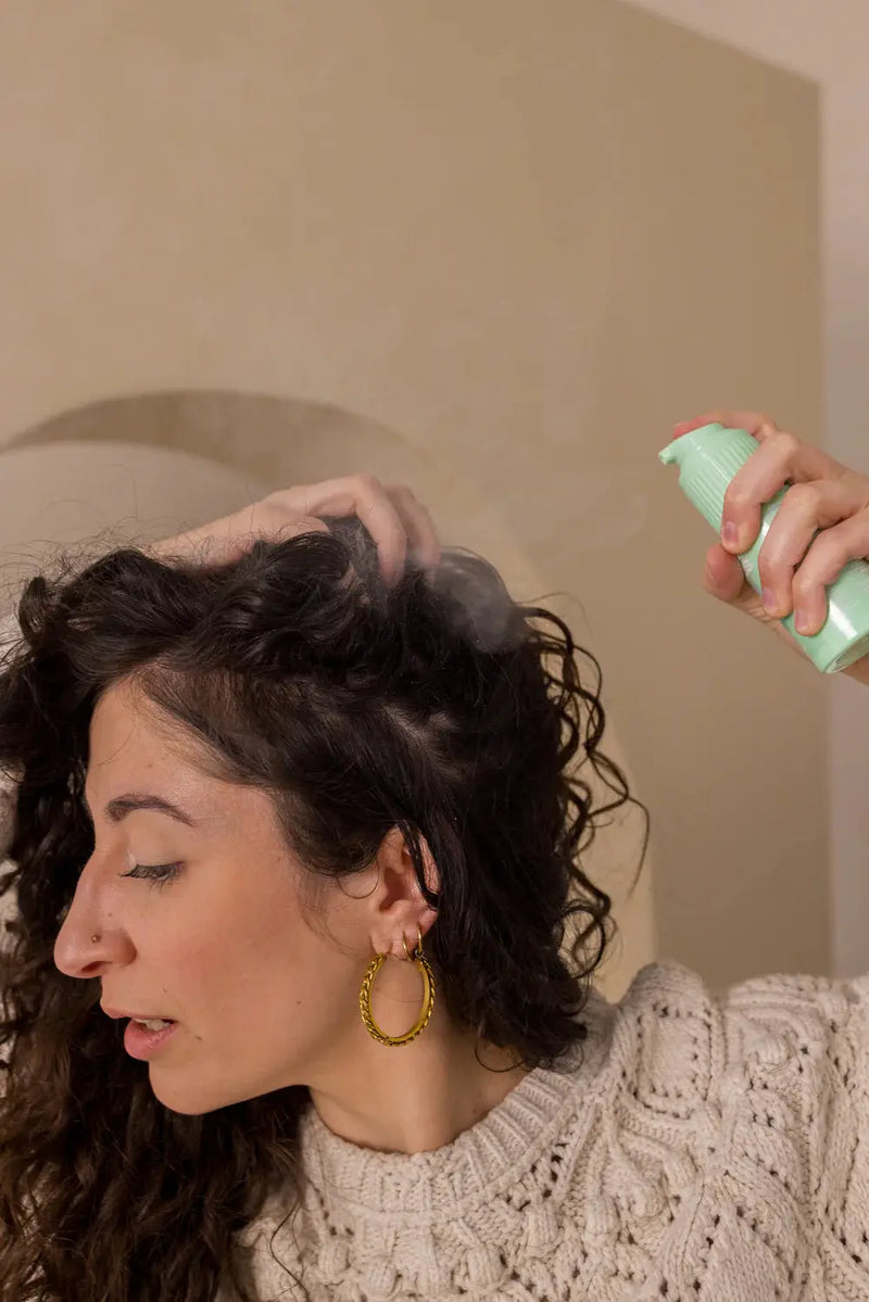 Curl Bites Volumizing Dry Shampoo
