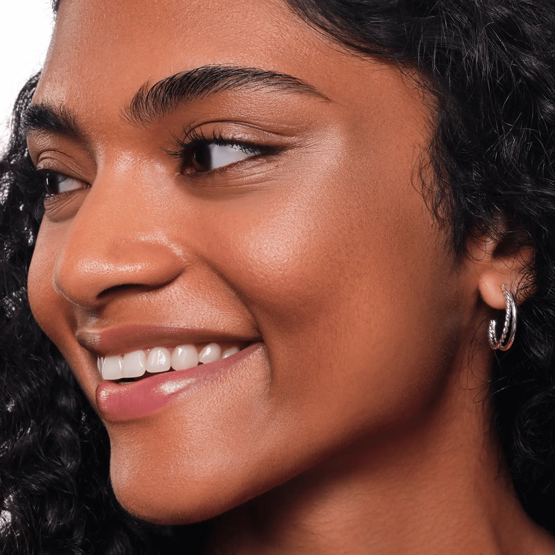 Essence Soft Touch Bouncy Glow 10 Soft Glaze