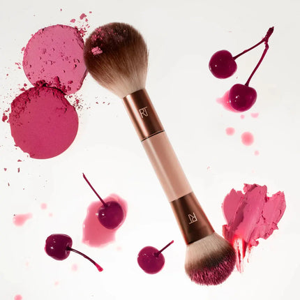 Real Techniques Cherry On Top It's All Blush Brush