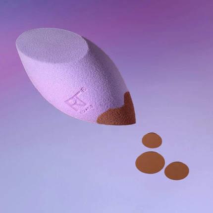 Real Techniques Sunrise To Sunset Miracle Concealer Sponge