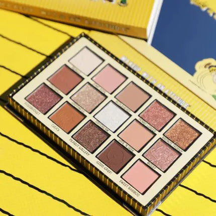 Rude Cosmetics x Peanuts Shades of Peanuts Eyeshadow Palette Warm-Toned