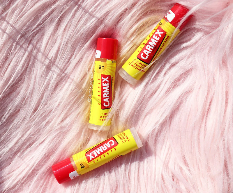 Carmex Moisturizing Lip Balm Classic Stick SPF15